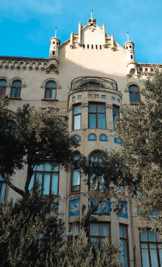 Take a walking tour of Baku’s oil-boom architecture