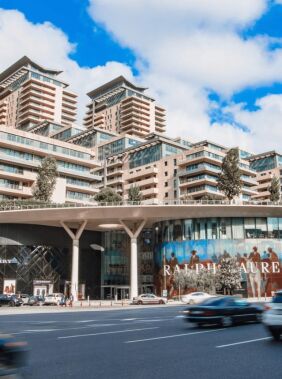 Port Baku Mall fashion without borders