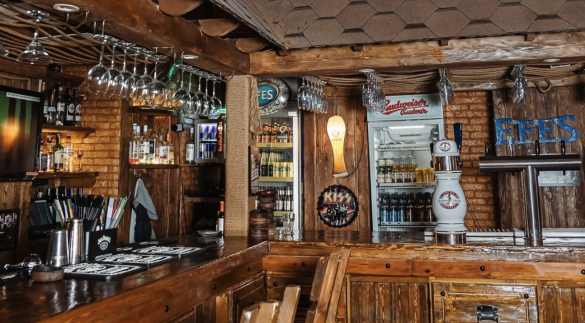 Compass Pub