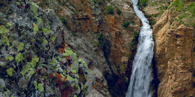 Pazmari Waterfall torrent of serenity