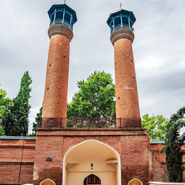 Refined masterpiece Shah Abbas Mosque