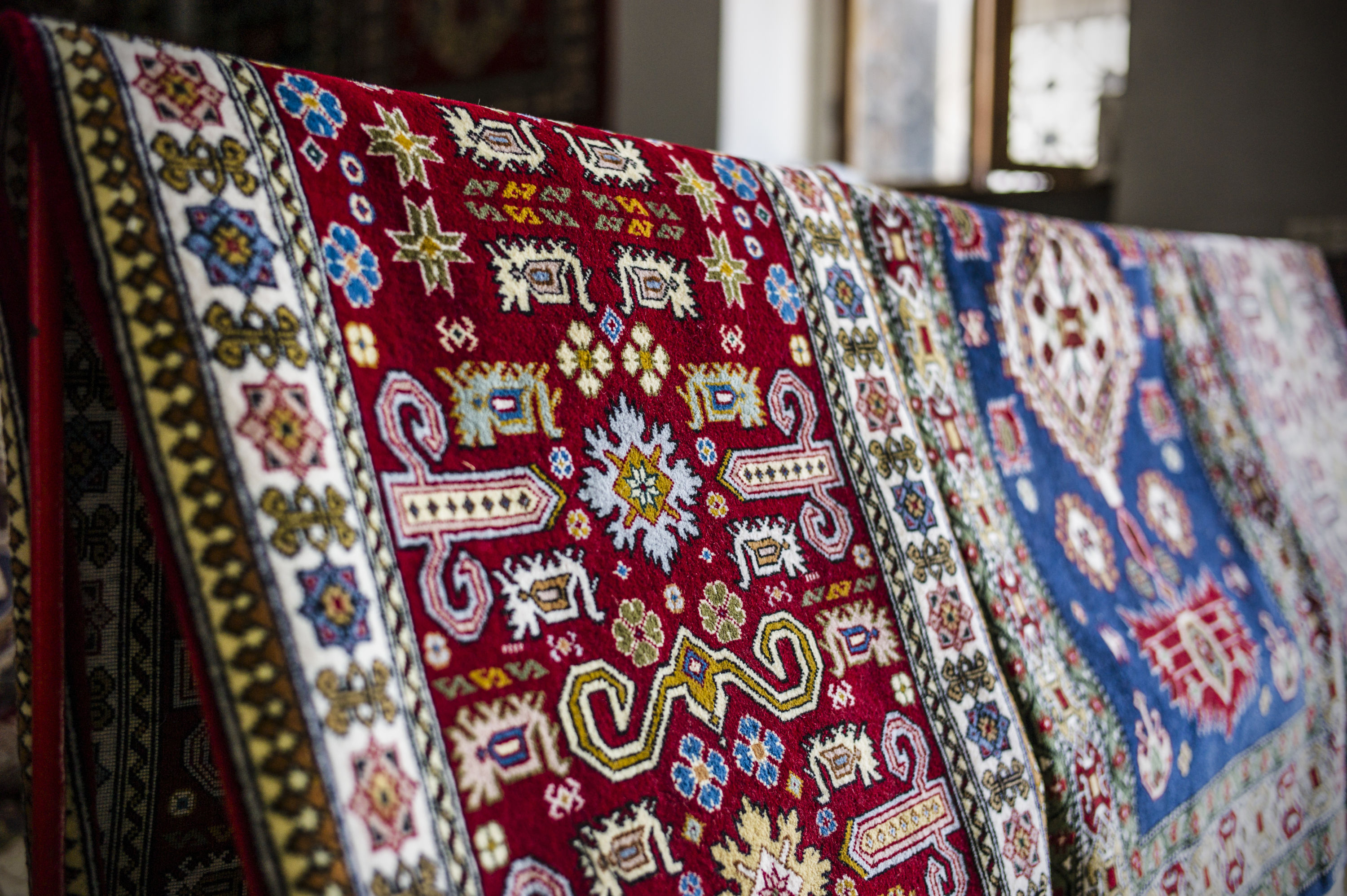 Take carpet weaving masterclasses in Guba